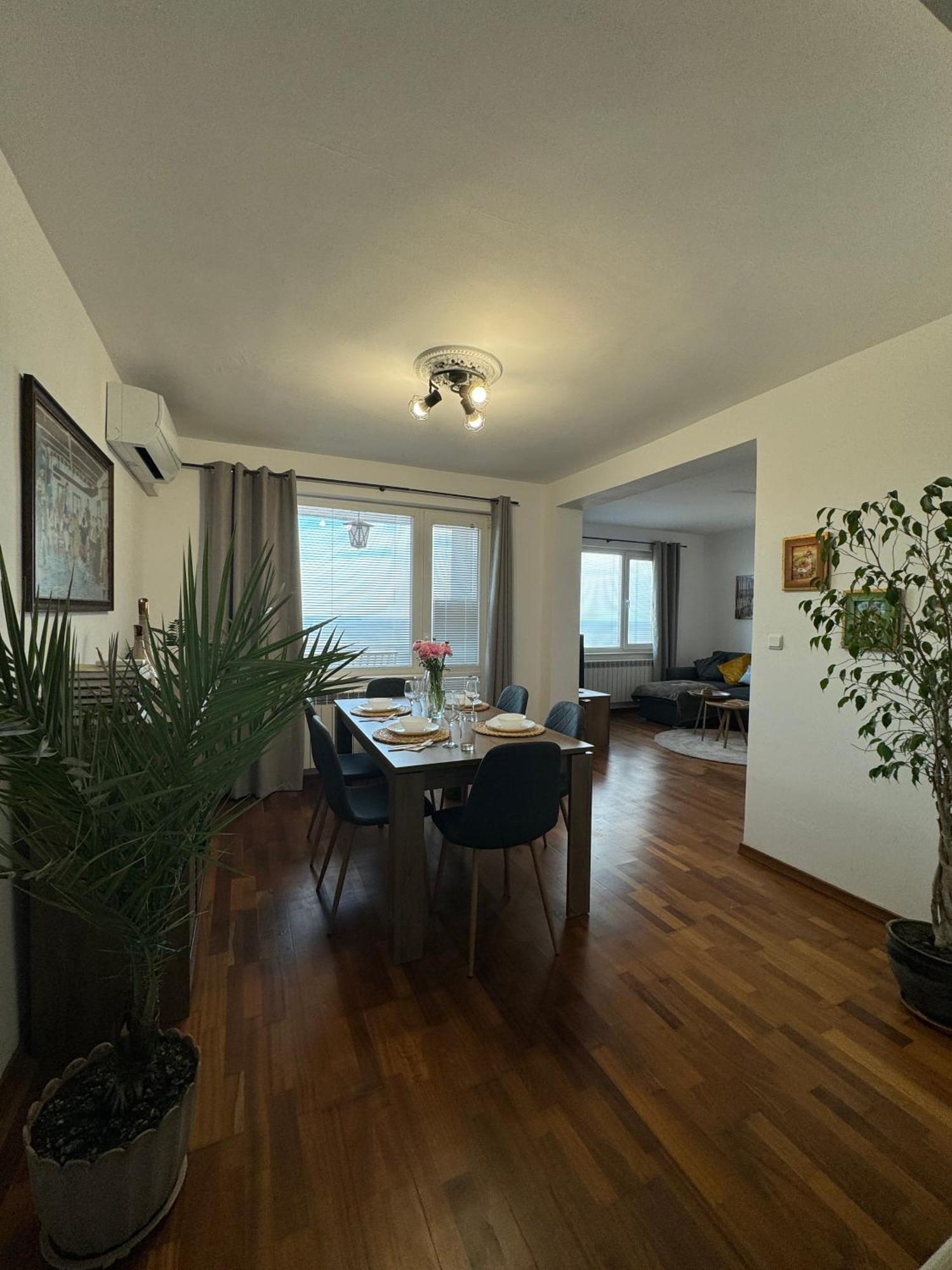 Kakavanen'S Sea View Apartment 巴尔奇克 外观 照片
